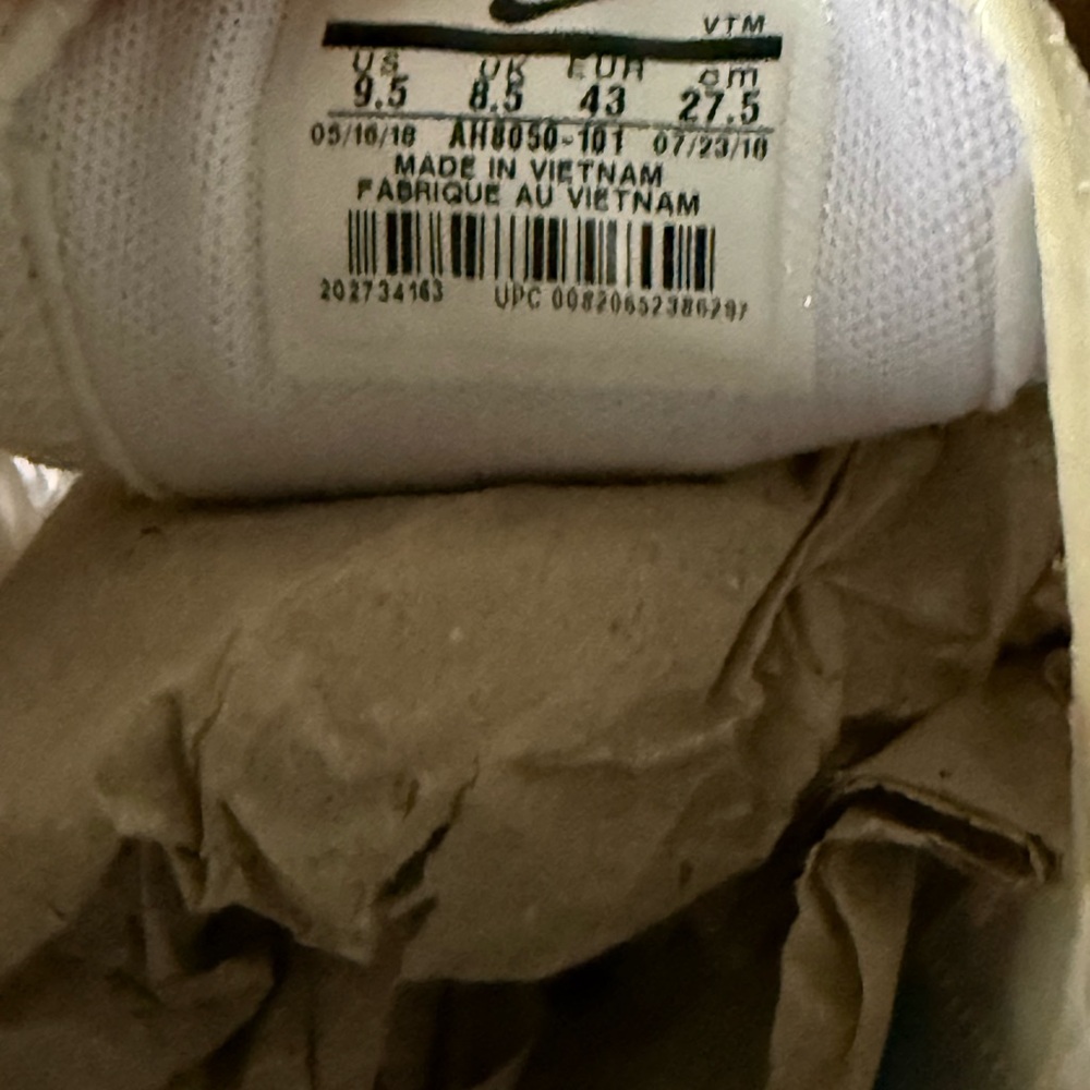 Nike 270 Air Max - Picture 5 of 7